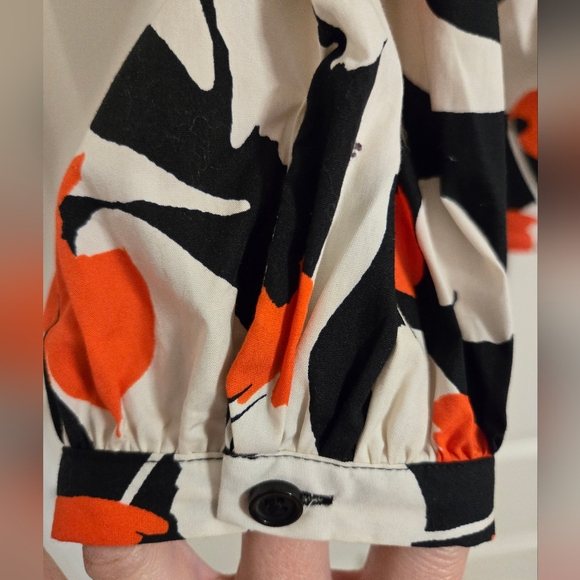 Who What Wear blue floral wrap top size small - Picture 7 of 9